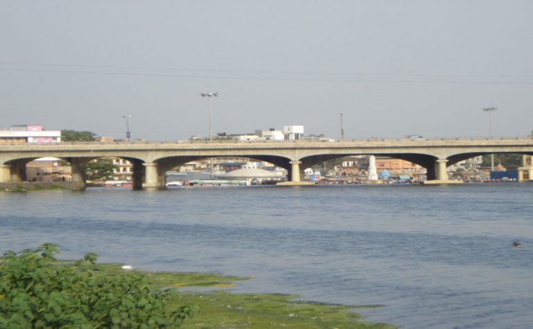 Holkar Bridge Across Godavari River