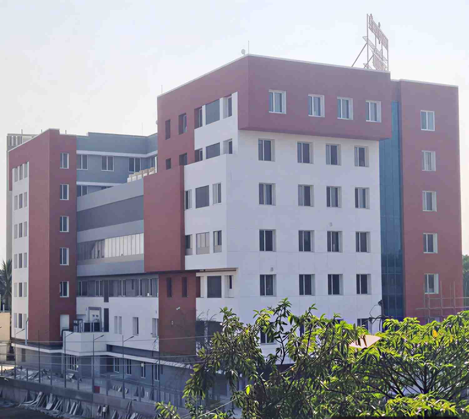 Shree Sai Baba Heart Institute & Research Centre